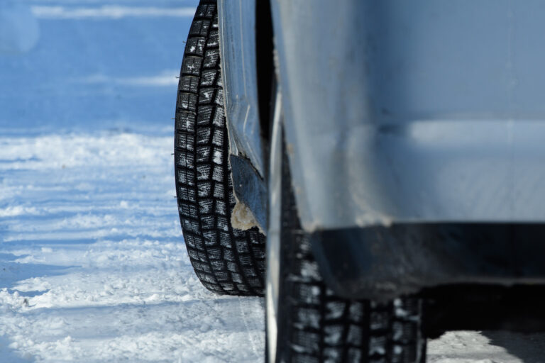 Identifying Safe Ice (5 Things To Check)