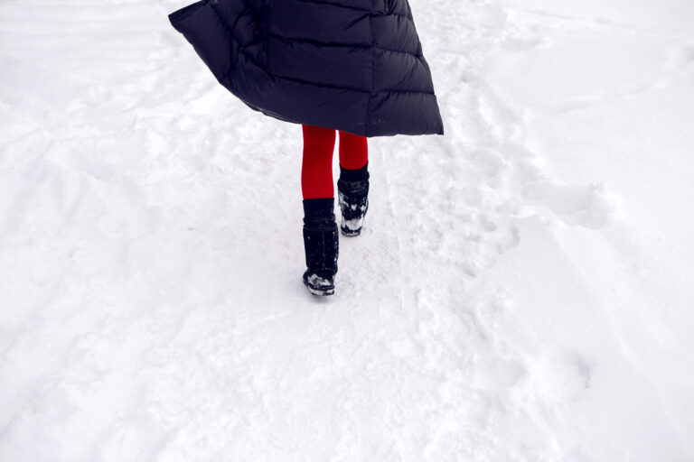 How-To-Walk-On-Ice-With-Traction-Magic
