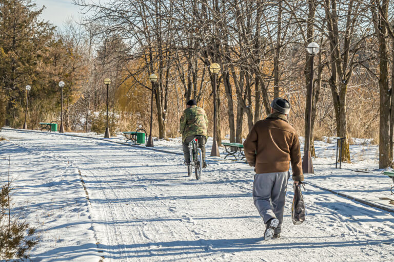 How-To-Get-Traction-For-Walking-On-Ice