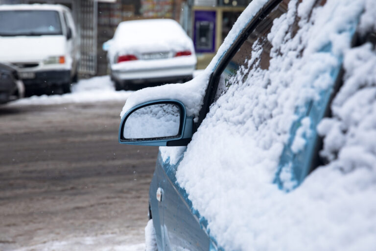 5-Pro-Tips-For-Getting-Unstuck-In-Snow