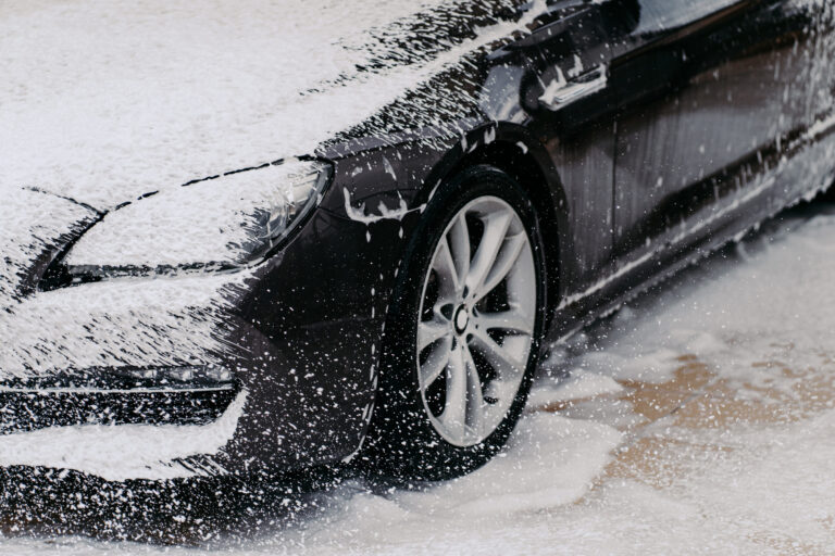 6-Essential-Steps-To-Rescue-Your-Vehicle-From-A-Snow-Trap