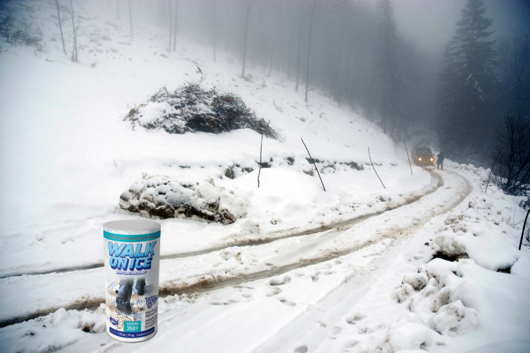 how to get a car unstuck from snow