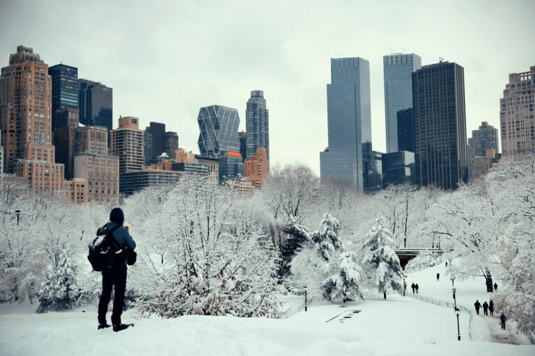 8-Tips-For-Walking-On-Ice-And-Snow-