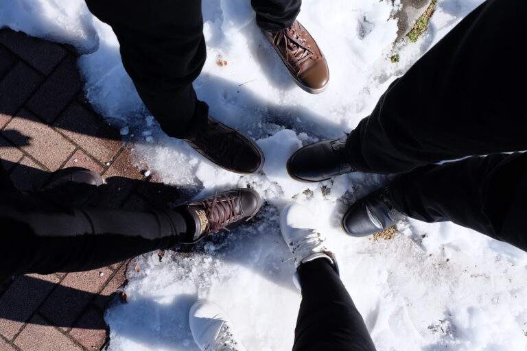 Feel-Secure-5-Expert-Tips-To-Avoid-Getting-Stuck-In-Snow
